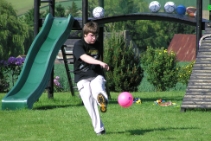 (2004-06) Marraine Bea et Yohan a la maison